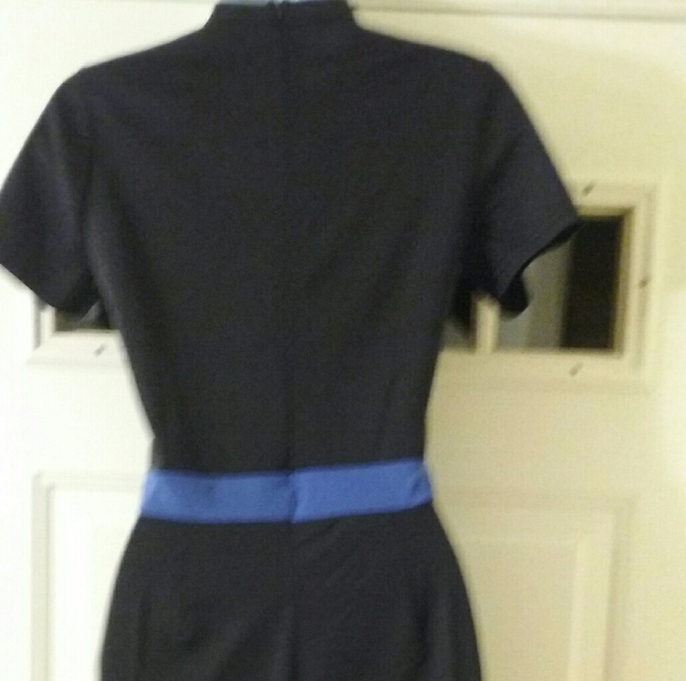 Dress - Picture 2 of 3